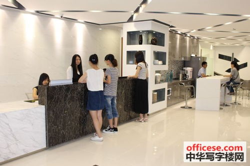 智慧新城業主直租 無中介費寫字樓，含水電物業空調每月僅699元起